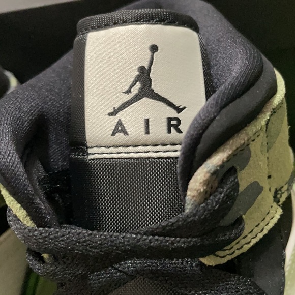 Air Jordan Mid Camo 🔥🔥 - Picture 4 of 8